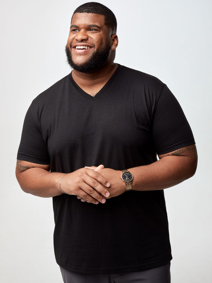 Steven is 6', 275lbs and wears a size 3xl # Black V-Neck 3XL Model | V-Neck 3-Pack, 5-Pack | Fresh Clean Threads