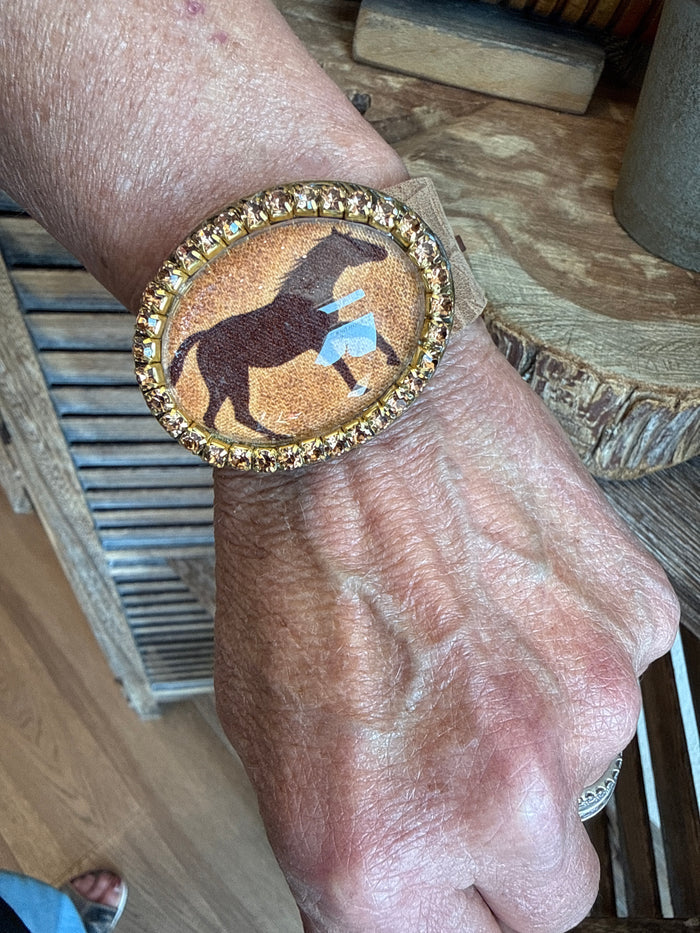 Round horse leather cinch bracelet with gold-tone beaded edge