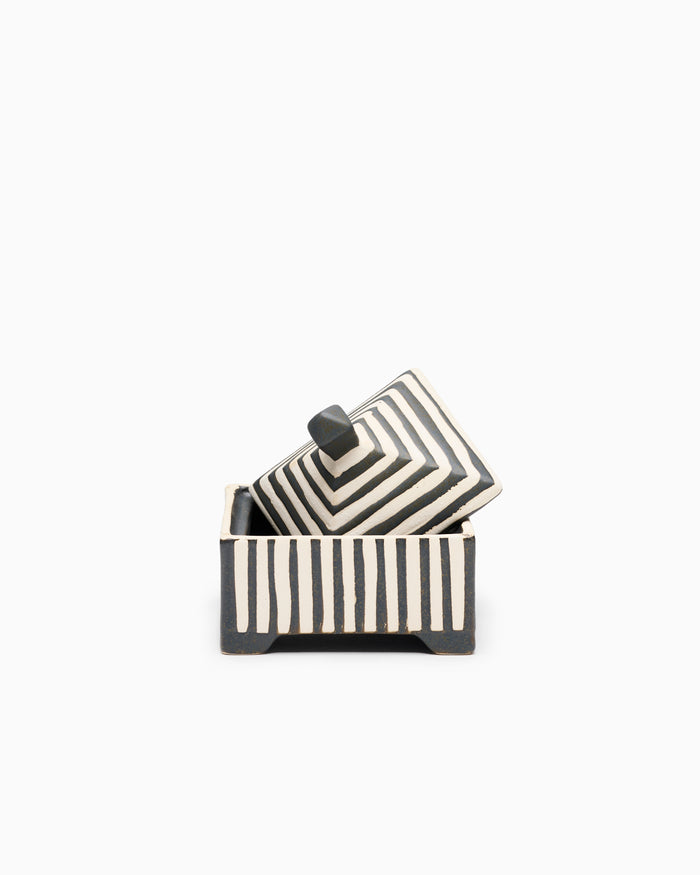Banda Box - Black
