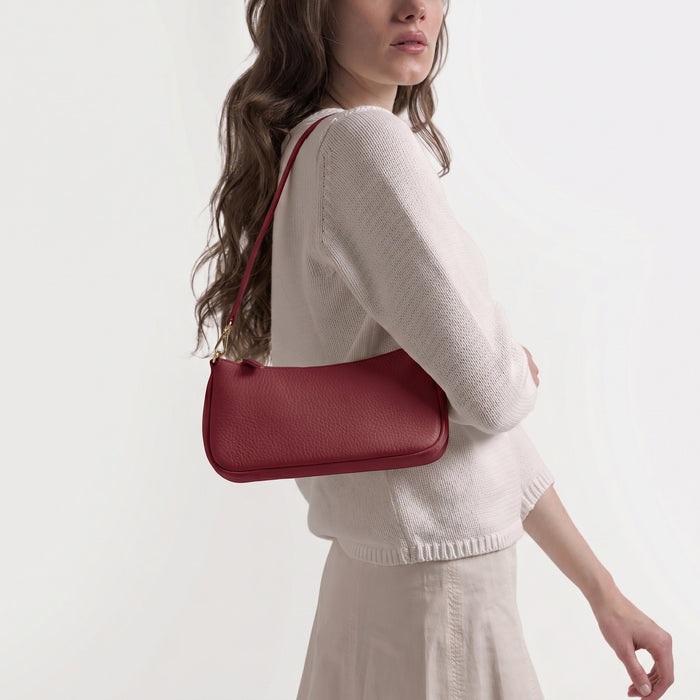 Greta Chain Small Pochette Garnet Red