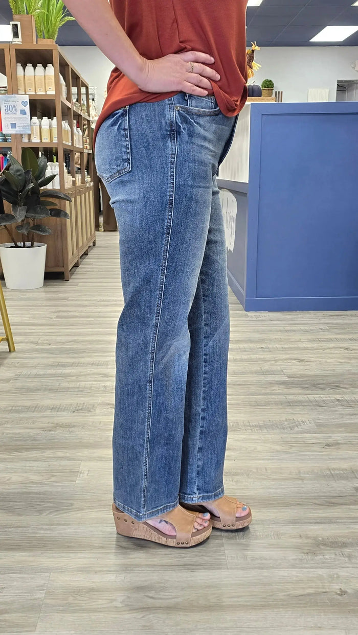 Juliet Straight legs Judy Blue