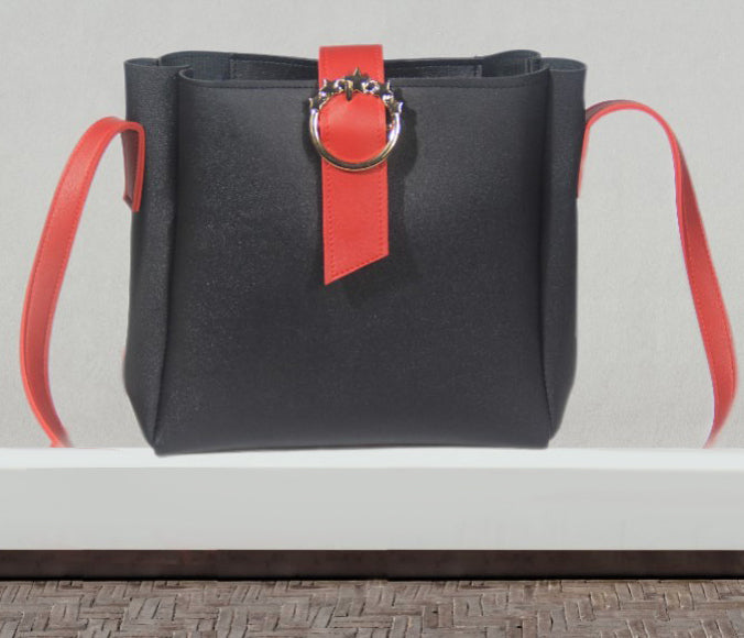 LKH116 - Women's Black Shoulder Bag