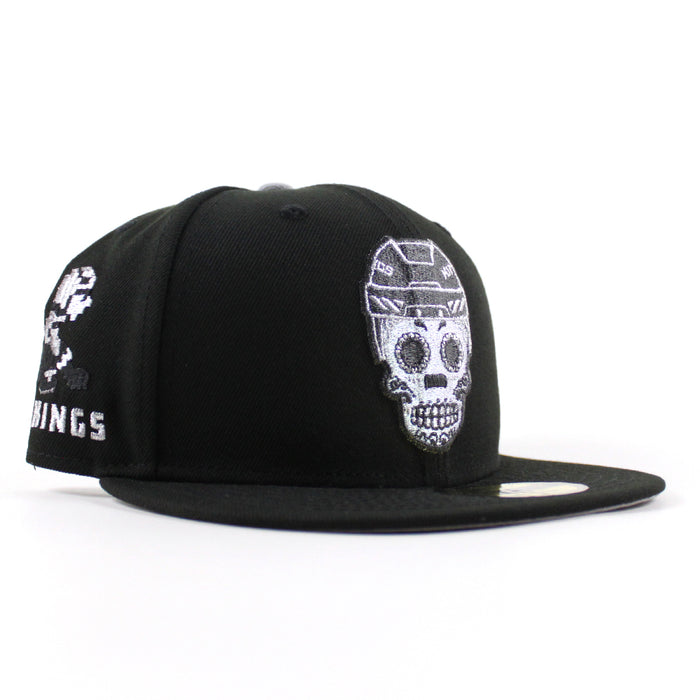 Los Angeles Kings Skull Mask 8 Bit Patch New Era 59Fifty Fitted Hat (Black Gray Under brim)
