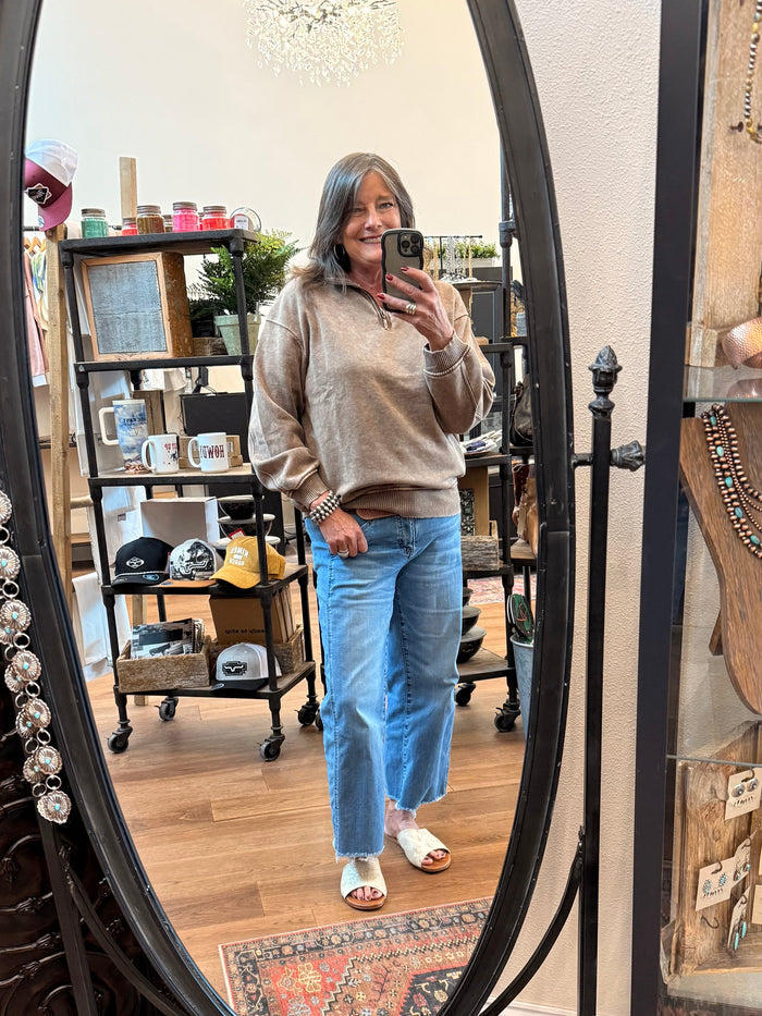 Mocha quarter-zip mineral-washed sweatshirt with half-zip neckline and ribbed cuffs