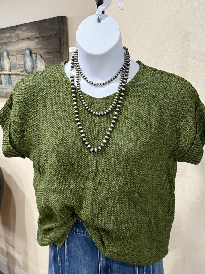 Olive V-neck short-sleeve seamed sweater with textured knit front