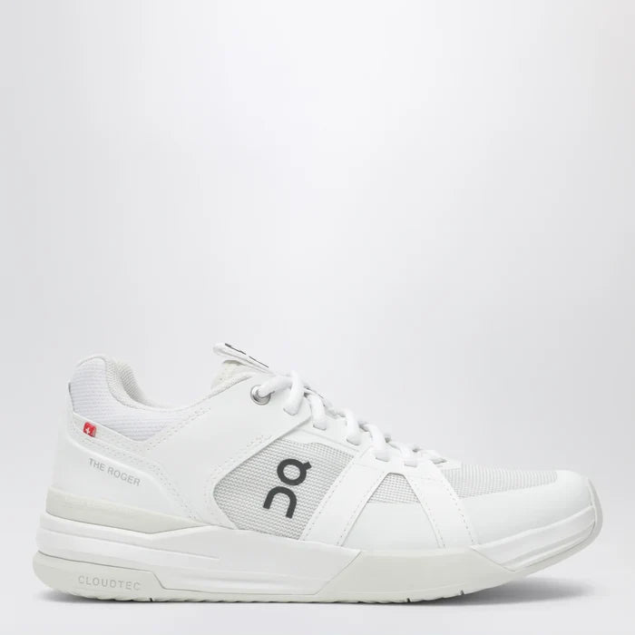 On - The Roger Clubhouse Pro tennis shoes in white/ice Brand 7,5 US
