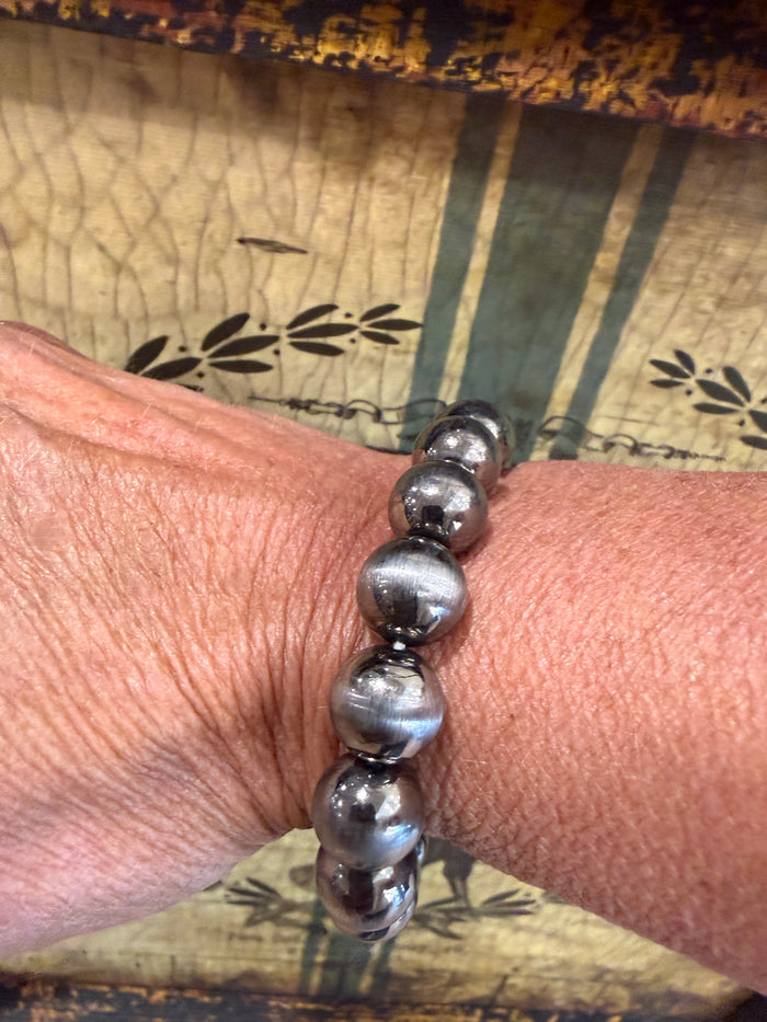 Pearl Stretch Bracelet - Silver or Copper
