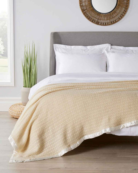 Pure Wool Satin Bound Cellular Blankets - Cream - Country Collection