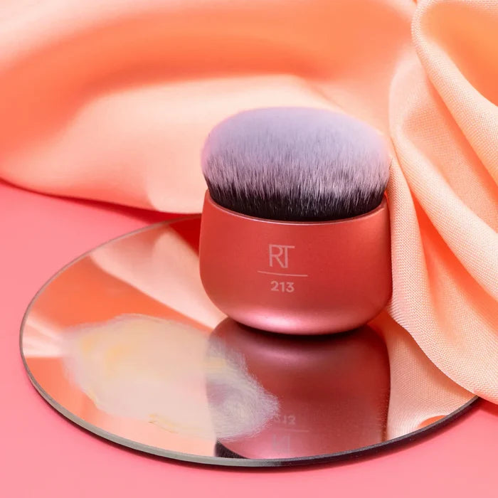 Real Techniques Foundation Blender Makeup Brush – RT 213 | Flawless Coverage