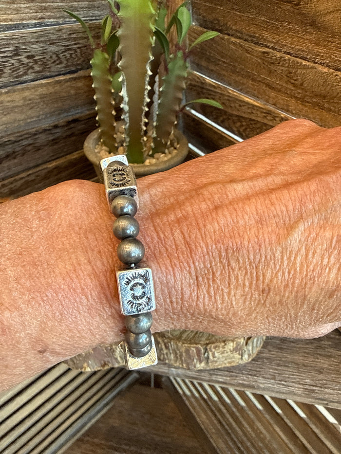 Silver Pearl & Barrel Stretch Bracelet