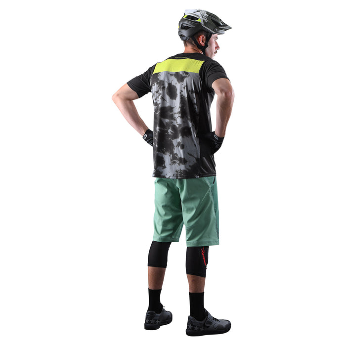 Skyline Air Short W/Liner Solid Glass Green