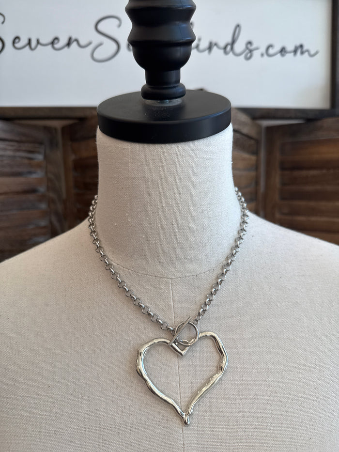 Stainless steel heart toggle clasp necklace with chunky chain and open heart pendant