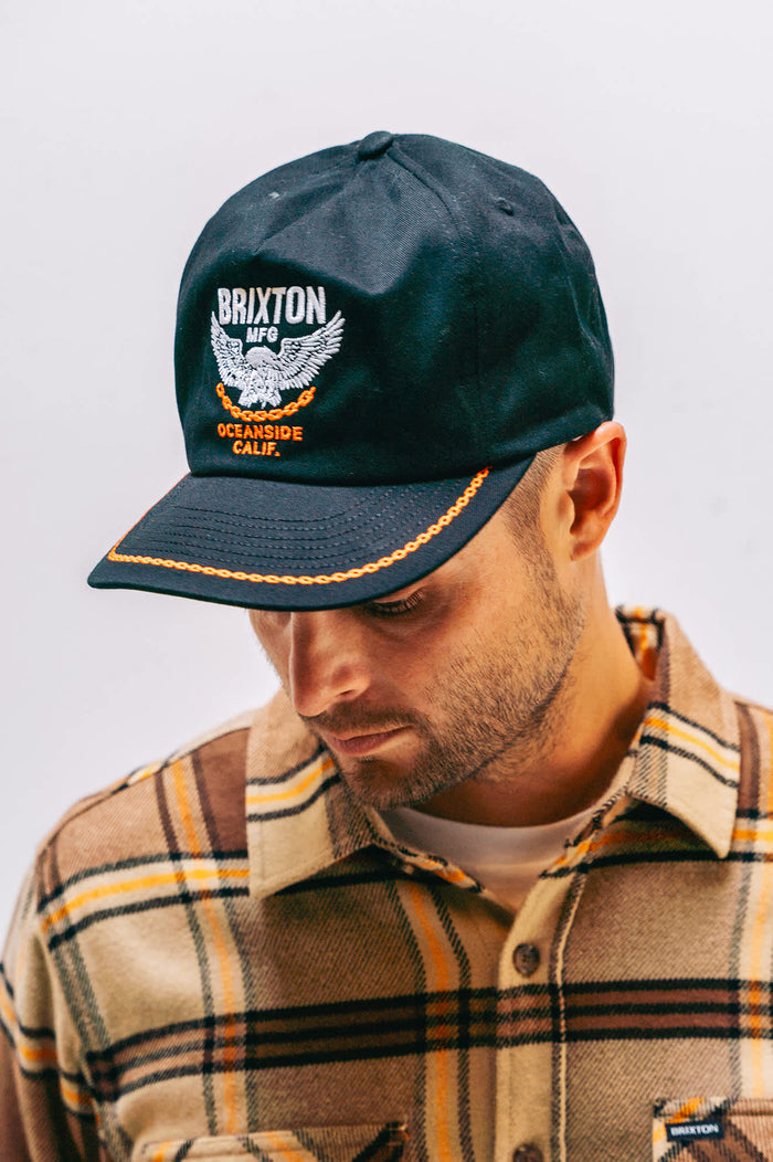 Unisex Waller Snapback in the color Black - Men's Lifestyle image