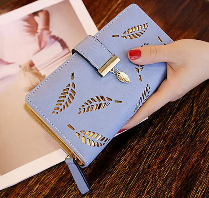WW142 - Leaves Hollow Women's Wallet